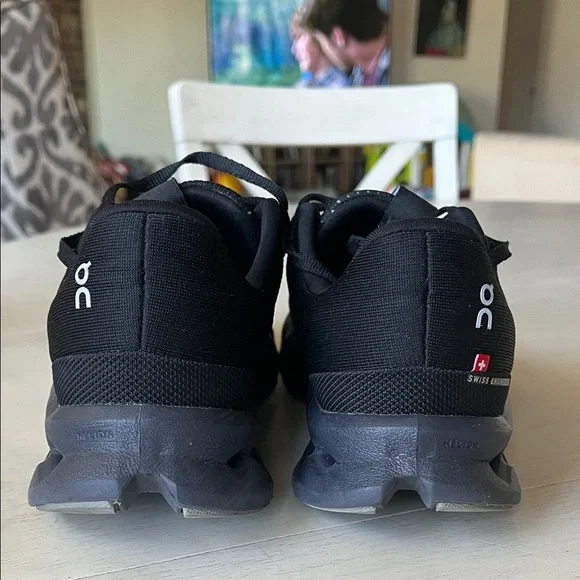 On Running Women’s Cloudsurfer - Picture 5 of 10